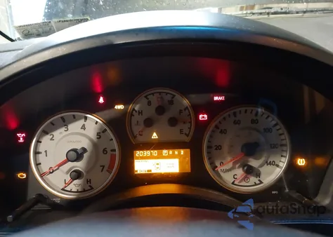 2015 Nissan Titan Pro-4X z USA, uszkodzony, nr VIN 1N6BA0EC7FN504238